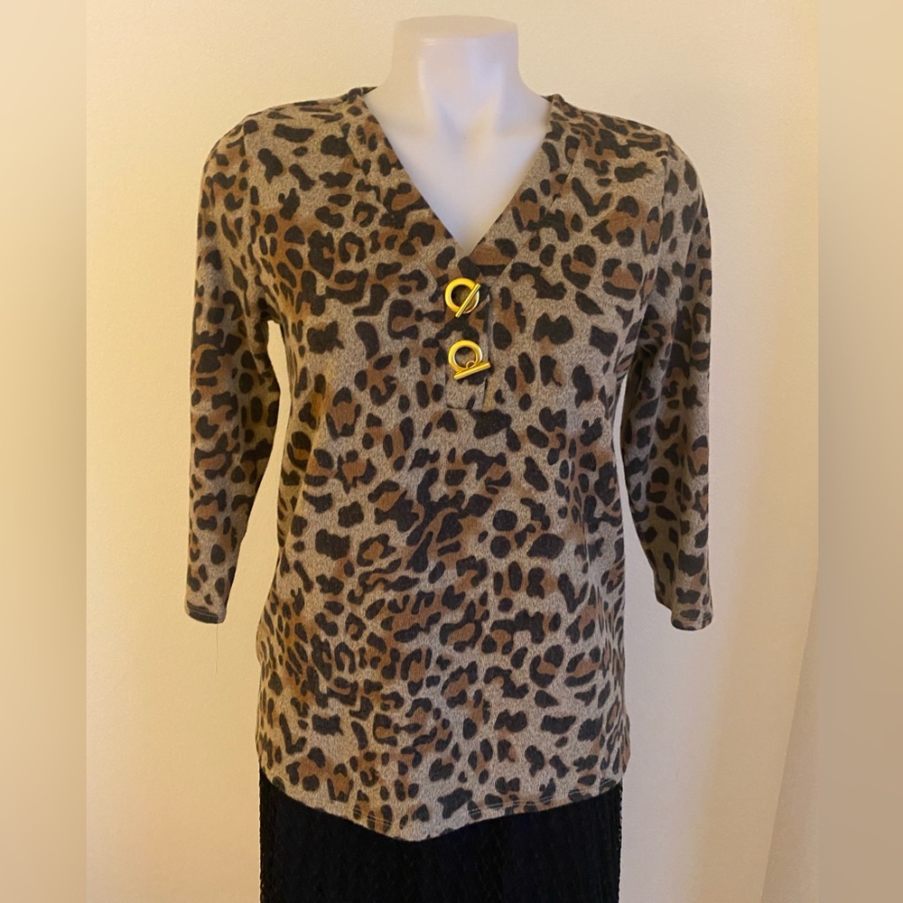 🧡- New animal print sweater top green brown black gold buttons small medium